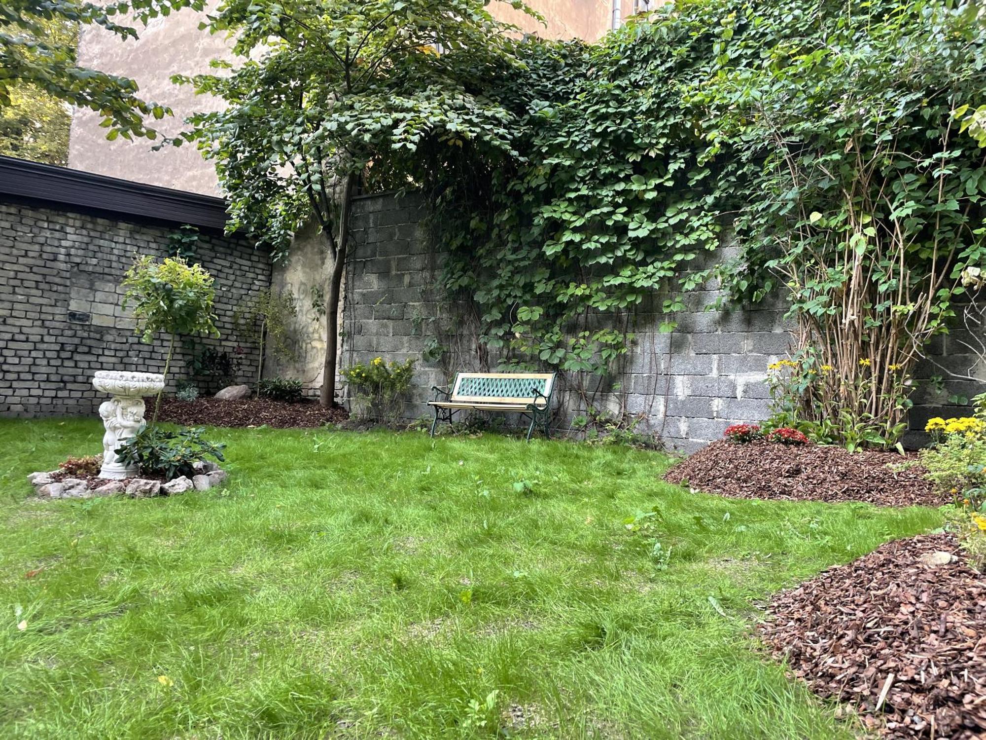 Pristine 1Br Apt In City Center W/ Patio And Parking Рига Екстериор снимка